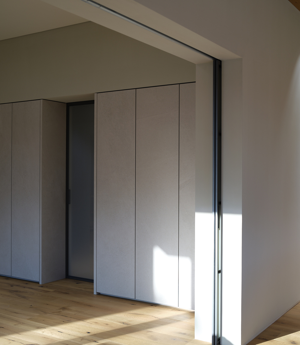 C Residence: Photo 9