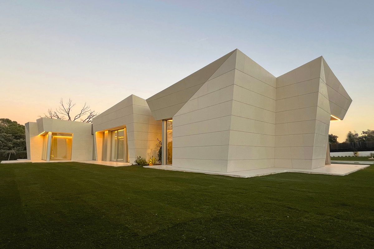 blutech---bianco