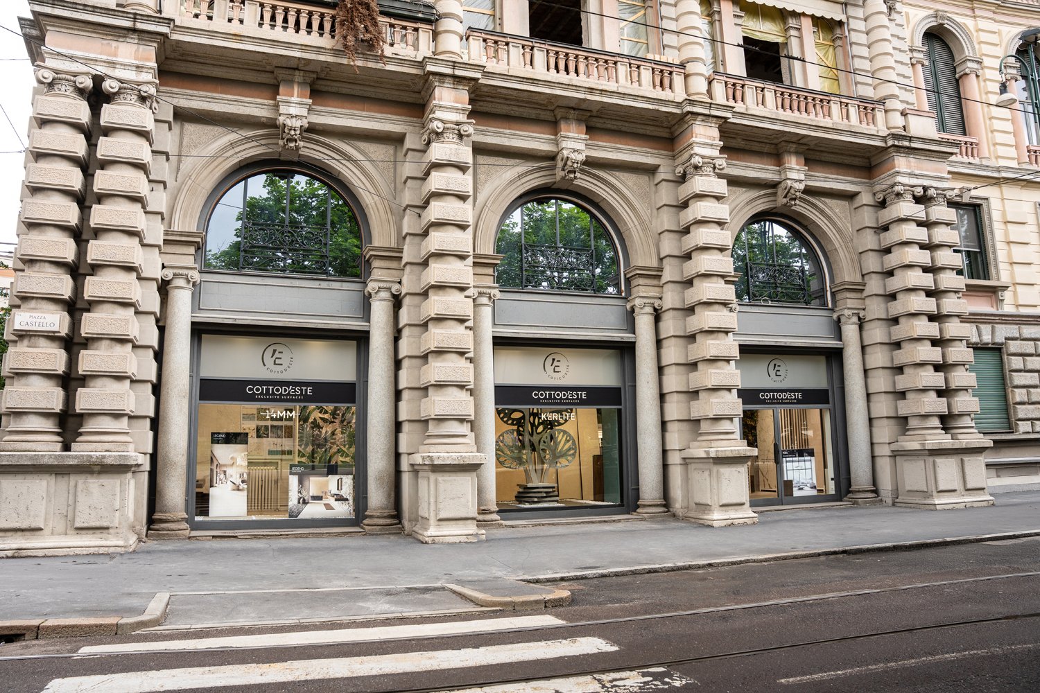 MILAN SHOWROOM: Photo 3