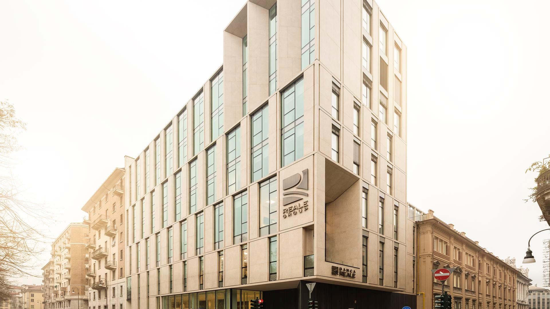 Reale Group Headquarters - Porcelain tiles and Kerlite for Floors and Walls