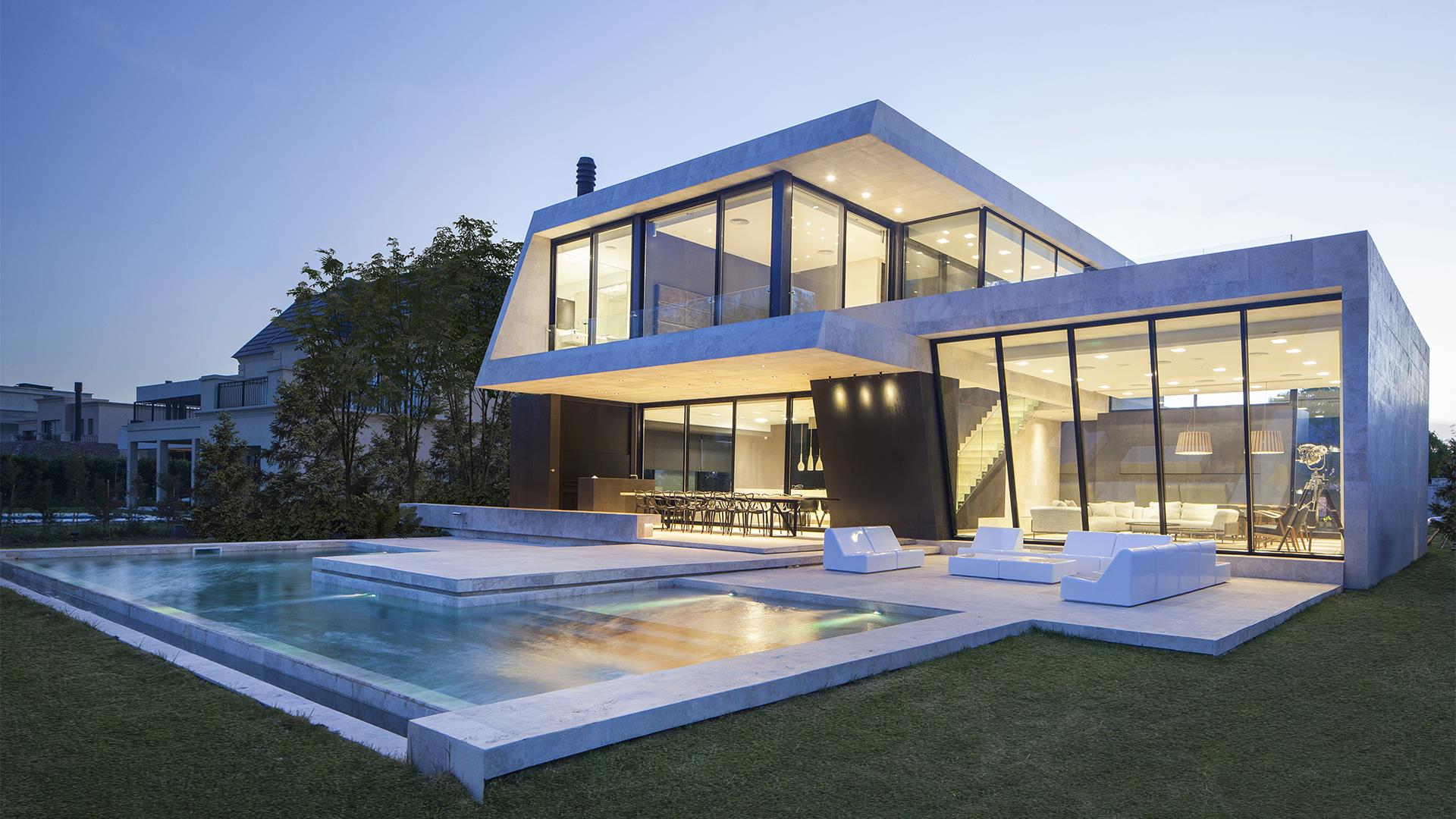 Marble House Porcelain tiles and Kerlite for Floors and Walls