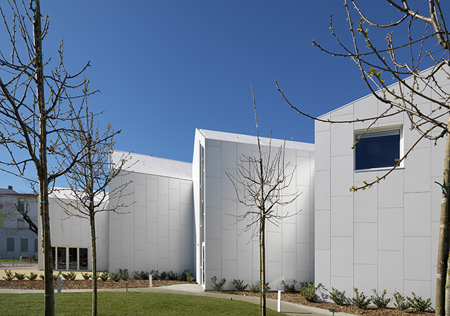 Ventilated walls: Photo 16